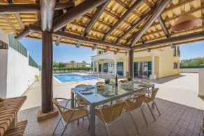 Villa Carvalho by Villa Plus - Image 3