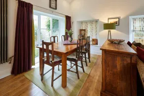 Host & Stay - River View Cottage - Image 5