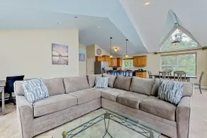 Lake view 2BR with dock & deck, walk to the beach - Image 2