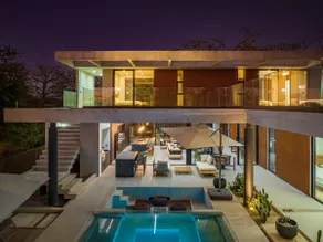 New 6 bd Modern Home Walk to Beach - Image 5