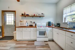 Kentucky Retreat Near Williamstown Lake! - Image 4