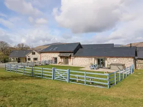 Y Beudy The Dairy - Image 3