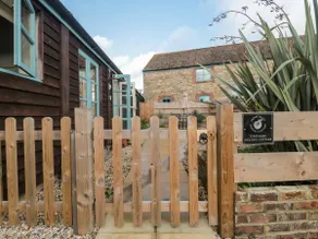 Tom's Barn - Image 2