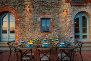 Villa Alice, panoramic stone farmhouse to sleep 10 - Image 5