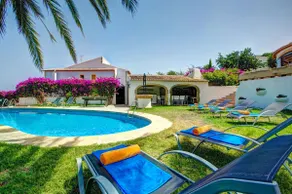 Villa Cau by Villa Plus - Image 4