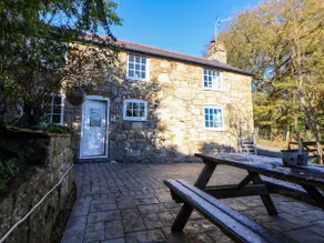 Woodland Cottage - Image 2