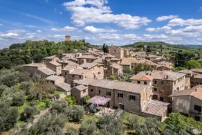 Monticchiello apartment in the historical village with garden Pienza, Siena - Image 2