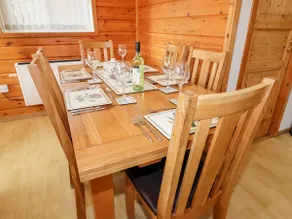 Watersview Lodge - Image 5