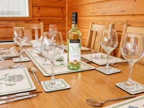 Watersview Lodge - Image 4