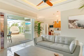 Grill-Chill-Splash: Your Port Charlotte Paradise! - Image 4