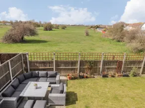 The Hideaway Beach House - Image 2