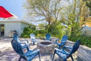 Seaside Sammie - Game Room Fire Pit Walk to Beach - Image 3