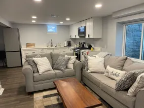 Chic Modern Stay: The Perfect Boiler Up Stay! - Image 3