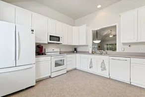 NiceBay Getaway Coastal Retreat in Bay Creek - Image 4