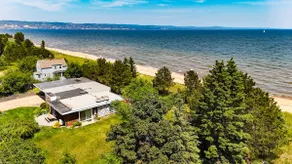 Lake Superior Beach House Heirloom Vacations - Image 4