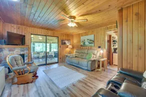 Grill & Fire Pit: Waterfront Cameron Retreat! - Image 4