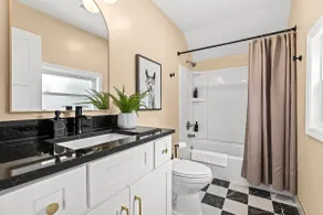 [2BR/1BA] Peaceful Oasis | King Beds | Upper Flat - Image 5