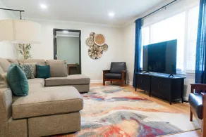Fenced In|10 Min To DT|Sleeps 14|Walk In Shower - Image 4