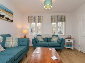 Dotty's Sunshine Cottage - Image 3