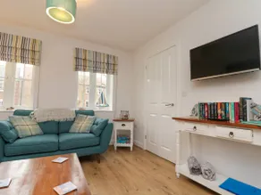 Dotty's Sunshine Cottage - Image 5