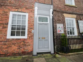 Lovatt House Apartment Tynemouth - Image 2