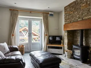 Lilly Cottage - Image 2