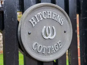 Hitchens Cottage - Image 3