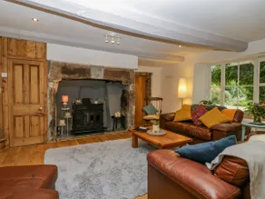 Pentre Court - Image 3