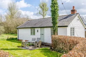 Little Melrose - Image 3