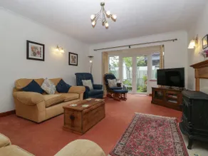 Hurst Green - Image 5
