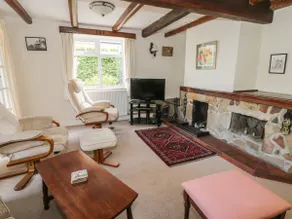 Lyndale Cottage - Image 4