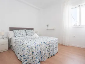Algaba, Apartment with a double bed and a sofa bed - Image 4