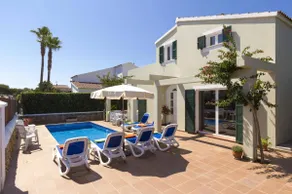 Villa Maggie by Villa Plus - Image 4