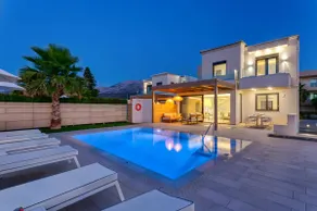 Villa Mariba Blue by Villa Plus - Image 5
