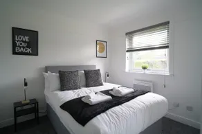 Apartment - Private bathroom - Image 2