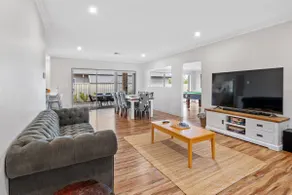 Jakes Place - Image 5