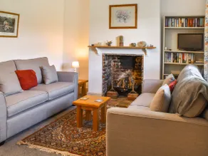 1 Brandiston Barn Cottage - Image 2