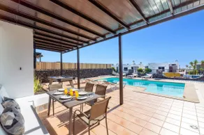 Villa Juanita, Puerto del Carmen, Lanzarote - Image 3