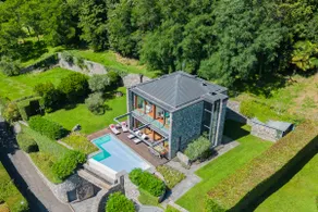 Villa Infinity by Rent All Como - Image 3