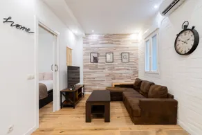 Stylish 1-Bed Apartment in Salamanca Madrid - Image 2