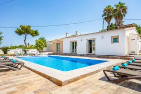 Villa Tosca by Villa Plus - Image 3