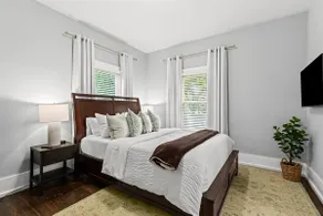 Fresh, Contemporary 2BR Home in Downtown Royal Oak - Image 4