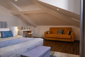 Snuggly Corner by Trip2Portugal - Image 3