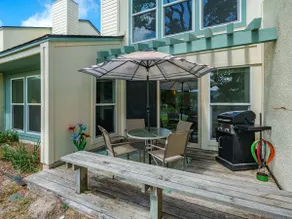 Beautiful Bay View Condo | Pool Access! - Image 2