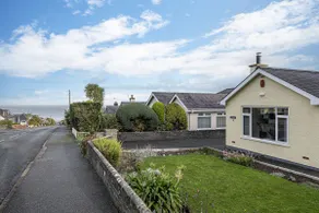 Cenarth Cottage - Central Benllech - Image 3