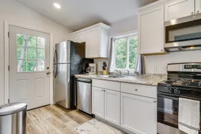 Cozy Glens Falls Getaway < 1 Mi to Downtown - Image 2