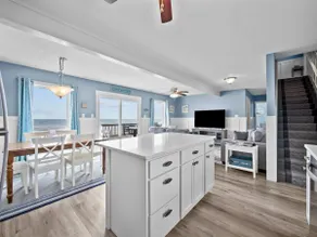 Sea Charm Beautiful Beachfront! 4 bed Oceanfront - Image 4