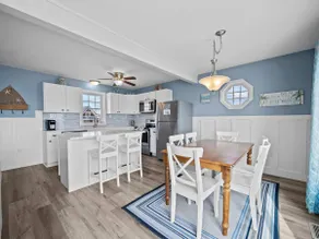 Sea Charm Beautiful Beachfront! 4 bed Oceanfront - Image 3