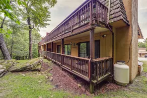 Ski, Hike & Explore! All-Season Condo in Beech Mtn - Image 3