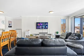 Unit 9, Boardwalk Apartments - Image 3